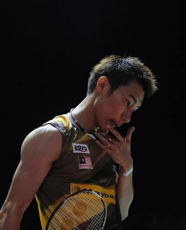 开云体育-关于泰国羽毛球队完胜英格兰羽毛球队，李宗伟高光表现的信息