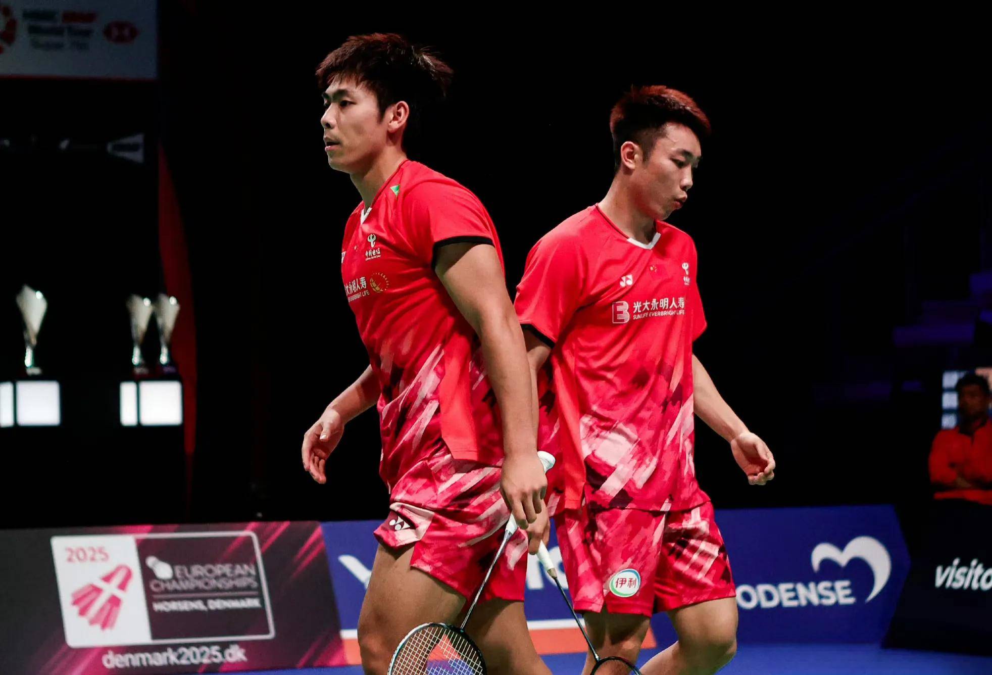 包含日本羽毛球队绝杀印度羽毛球队，陶菲克爆发神勇的词条