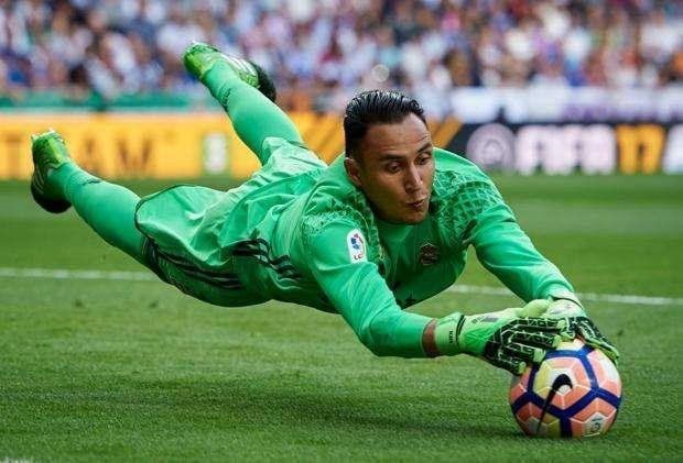 开云平台-纳瓦斯神勇扑救,保住球队胜局