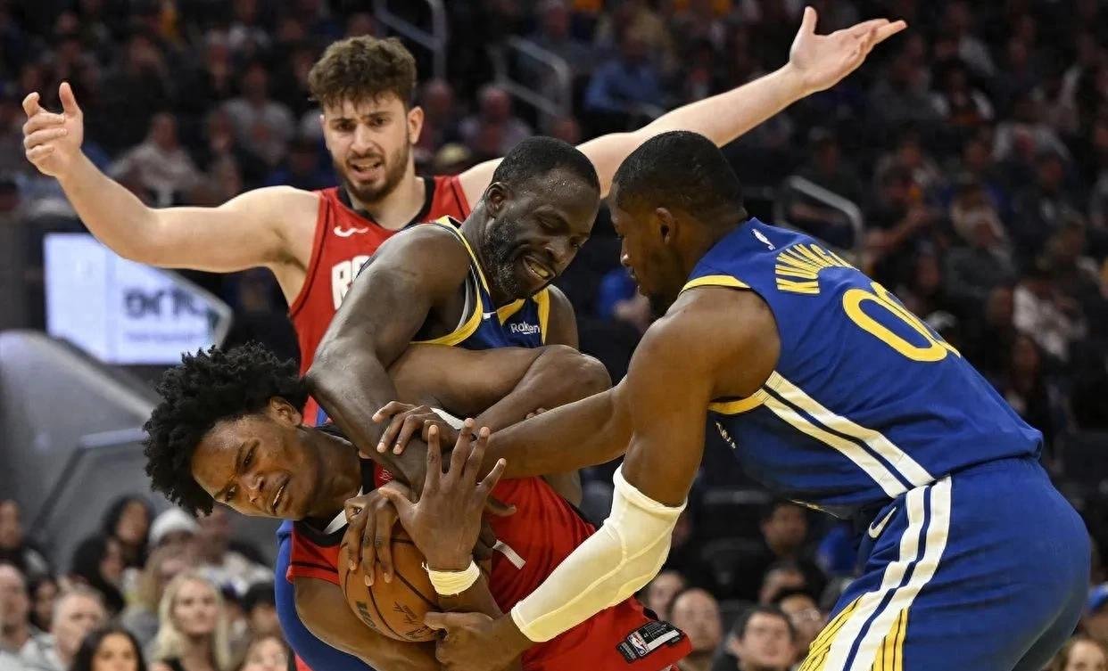 勇士队在比赛中全面压制对手的简单介绍 勇士队在比赛中全面压制对手的简单介绍