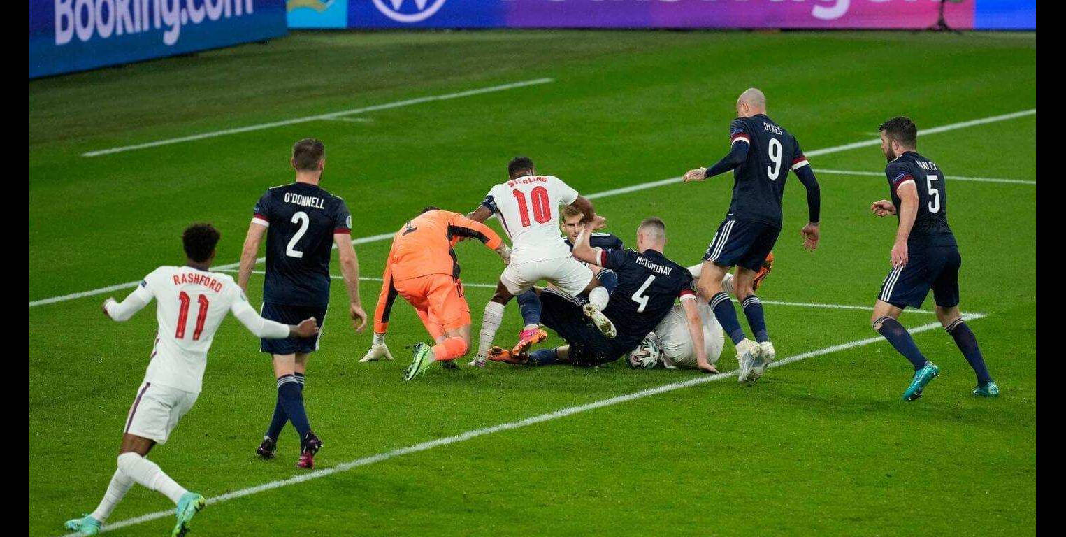 包含英格兰击败克罗地亚，小组头名板上钉钉的词条