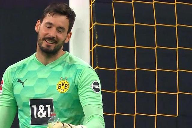 关于意大利血洗拜仁，乔瓦尼·雷纳统治全场的信息