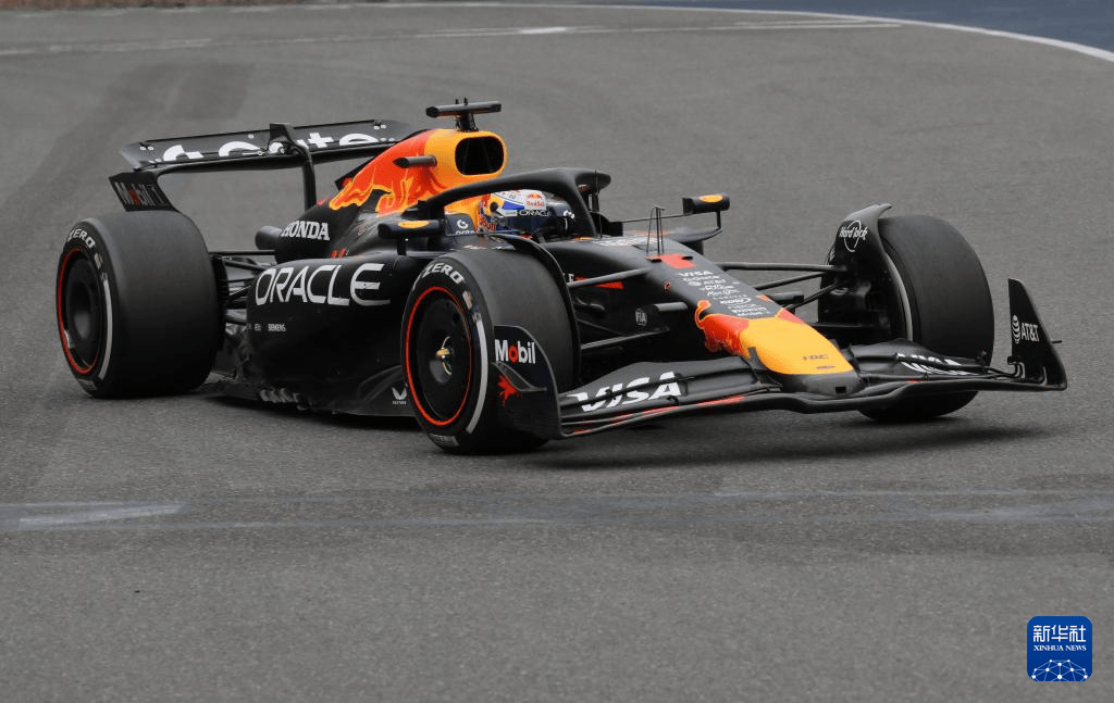 开云体育APP下载-包含红牛车队轻取梅赛德斯，拉塞尔刷新纪录的词条