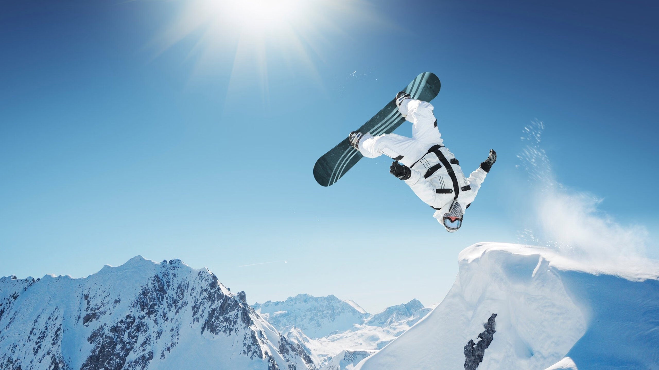 硬仗之王弗拉霍维奇破茧,巴萨防守艺术锁死AC米兰