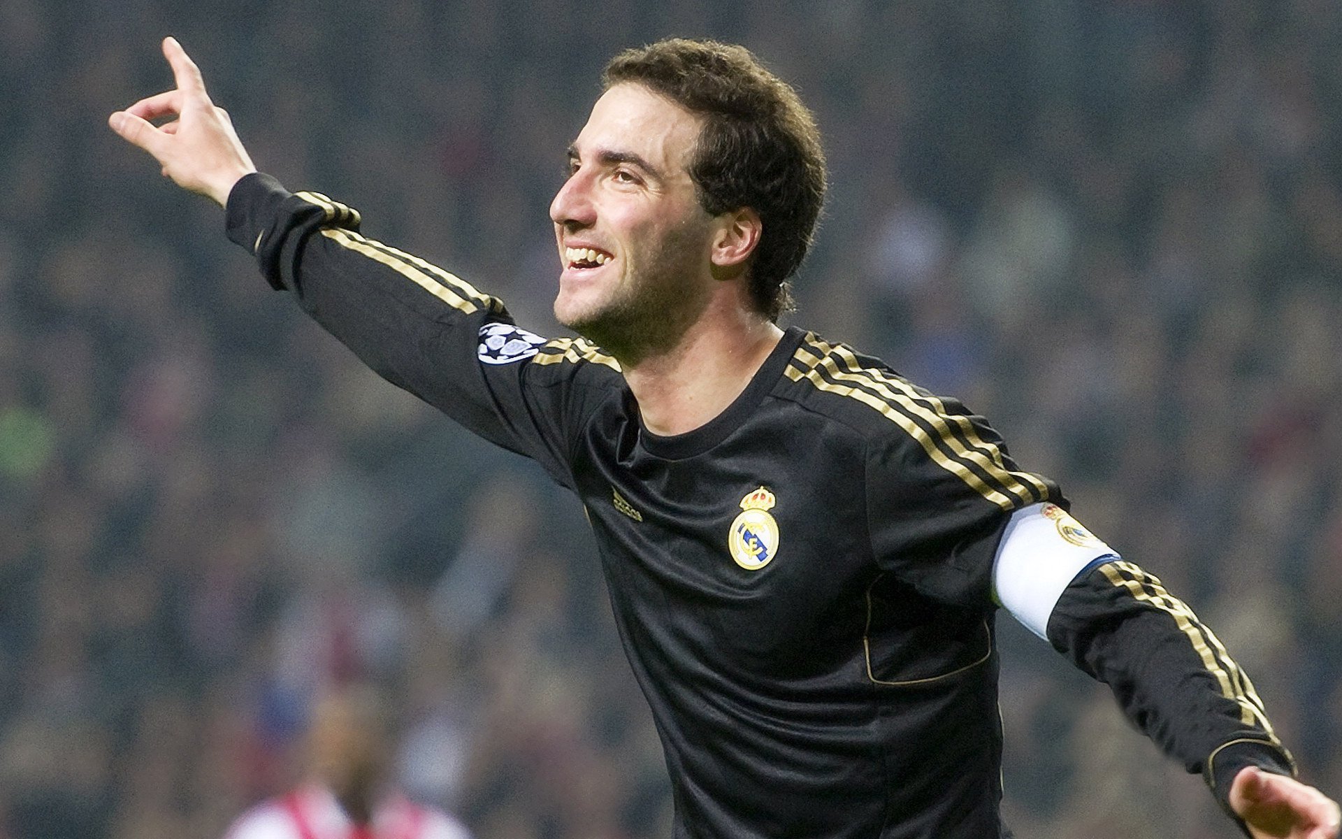 绿茵之外,当厄德高在NBA总决赛之夜打出生涯之夜