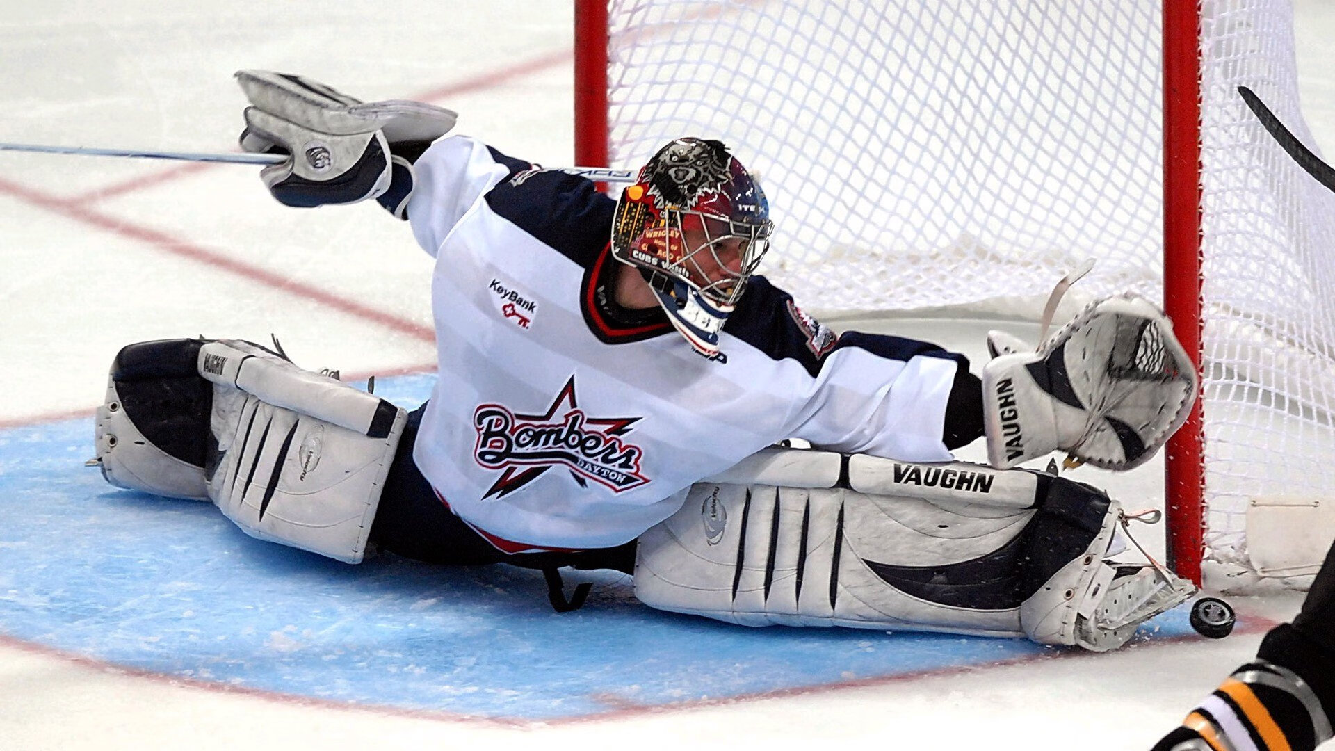 开云体育入口-戈贝尔关键进球定乾坤，魔术掀翻快船